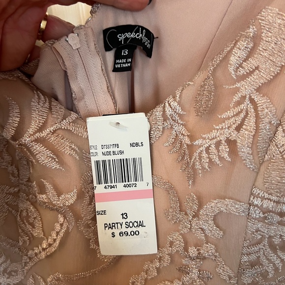 Speechless NWT Womens Blush/Nude Floral Spaghetti Strap V Neck Mini Dress 13 - Picture 4 of 5